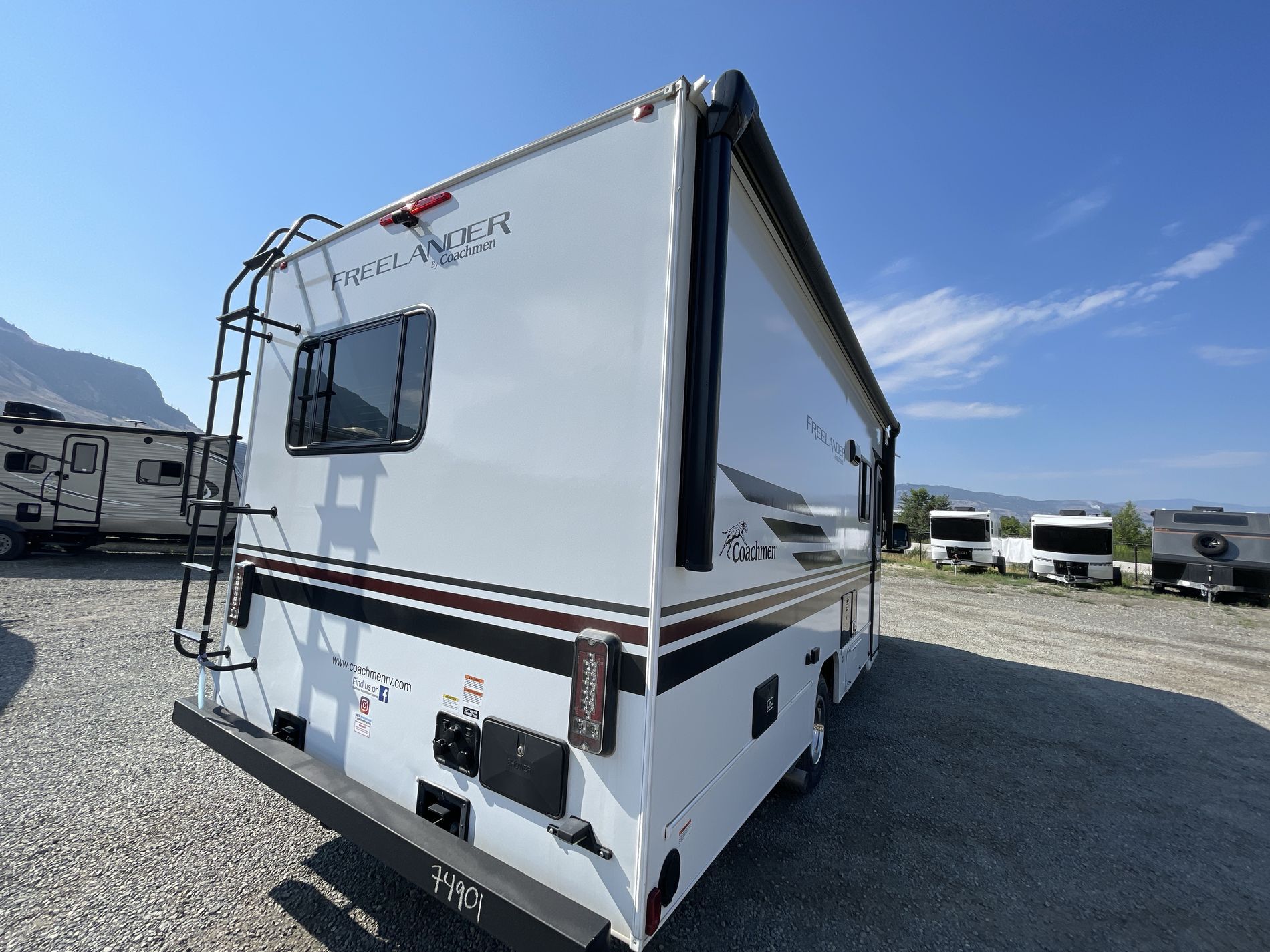 2023 COACHMEN FREELANDER 22XG