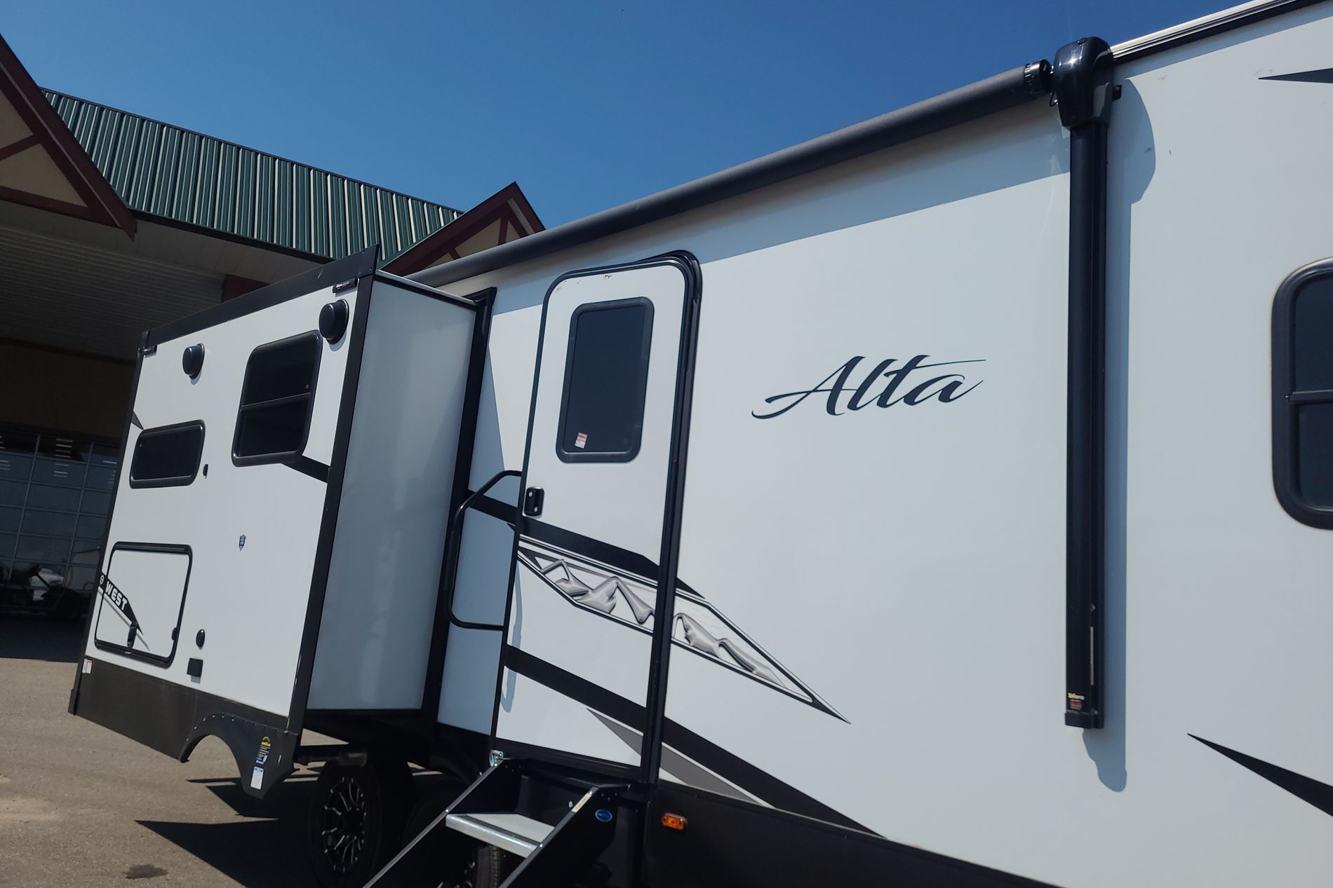 2024 EAST TO WEST RV ALTA 2810KIK