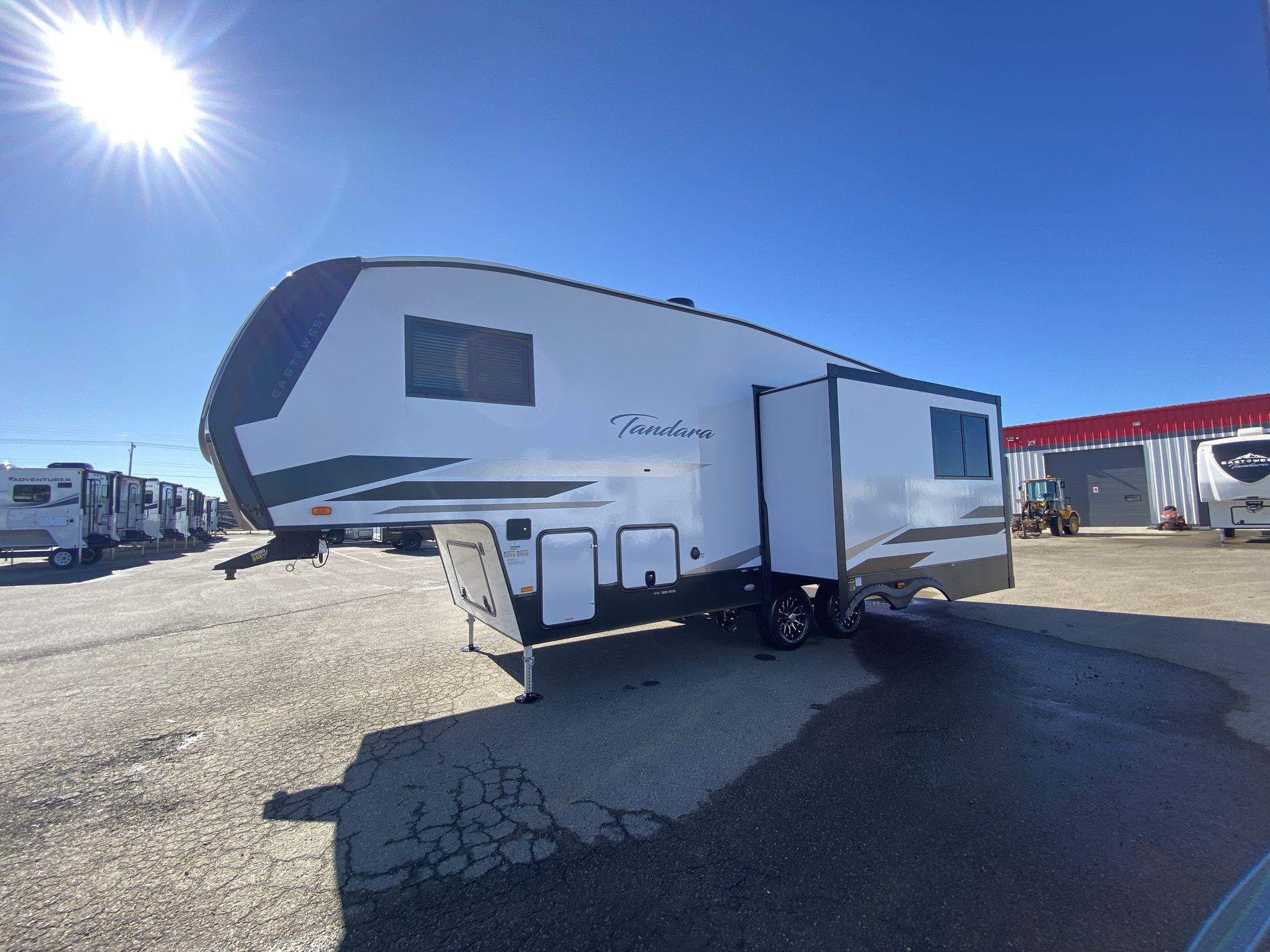 2024 EAST TO WEST RV TANDARA 26RD