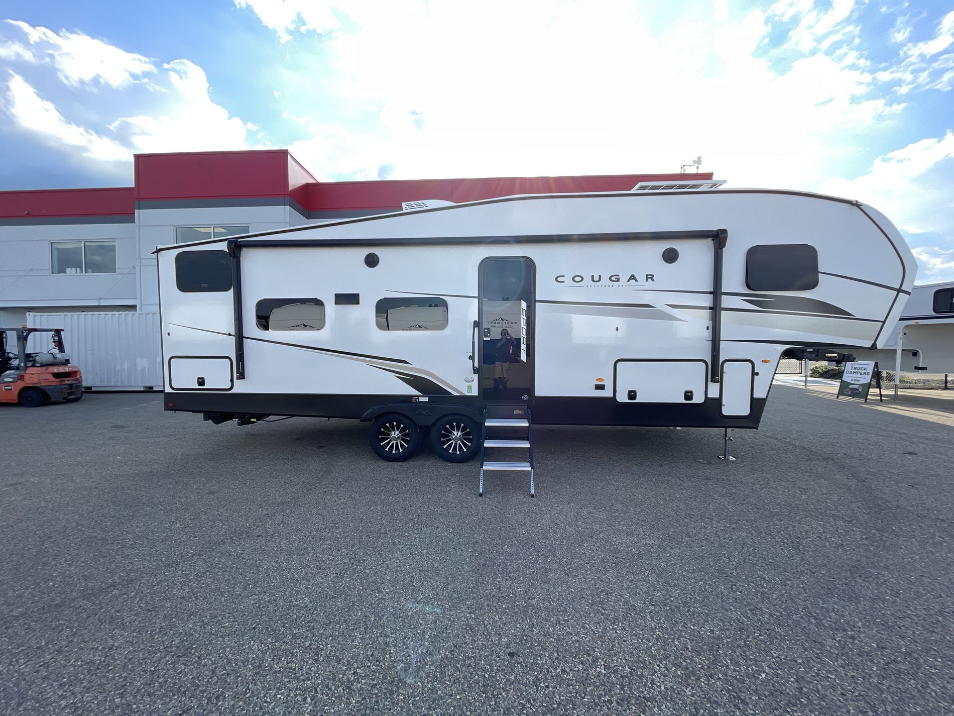 2025 KEYSTONE COUGAR SPORT 2700BH