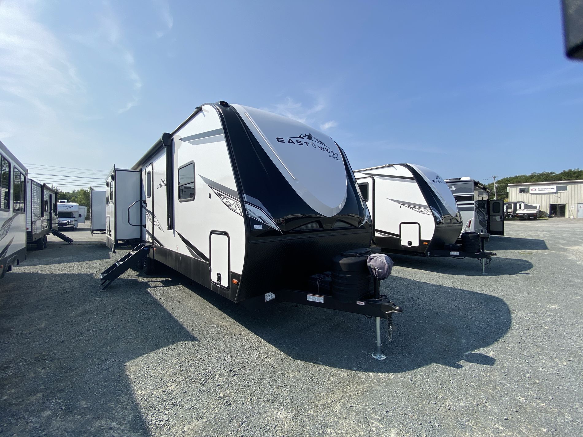 2024 EAST TO WEST RV ALTA 2810KIK