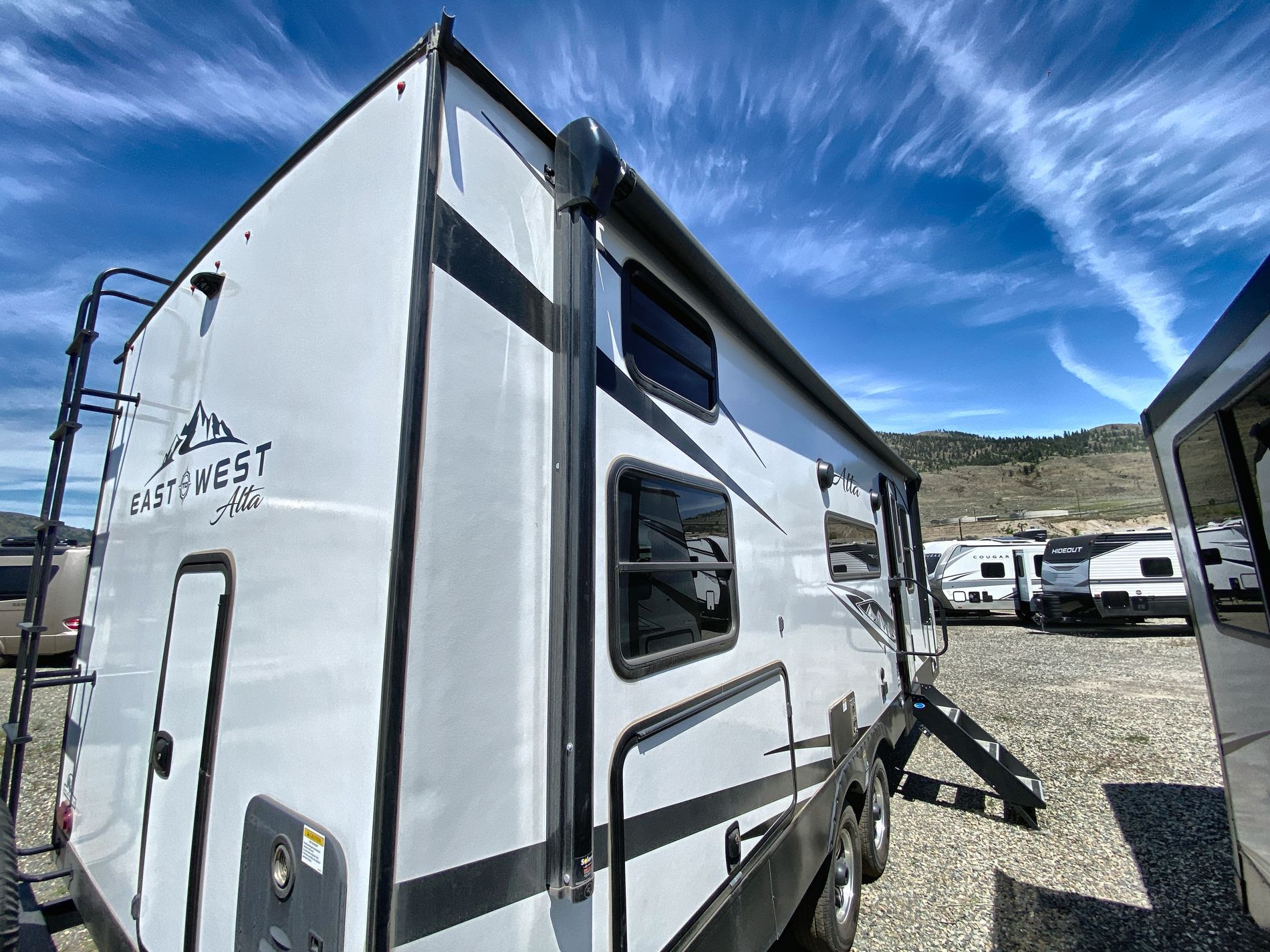 2024 EAST TO WEST RV ALTA 2210MBH