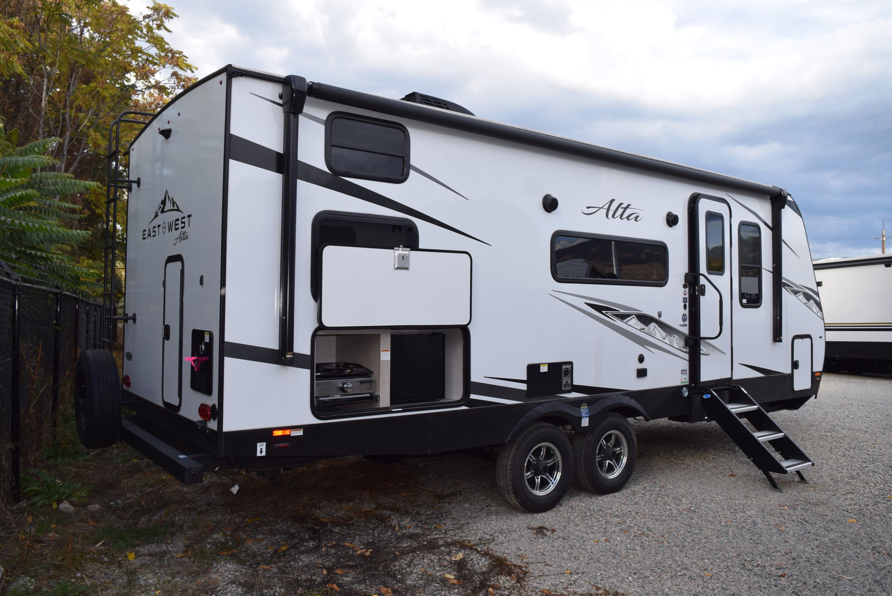 2023 EAST TO WEST RV ALTA 2210MBH