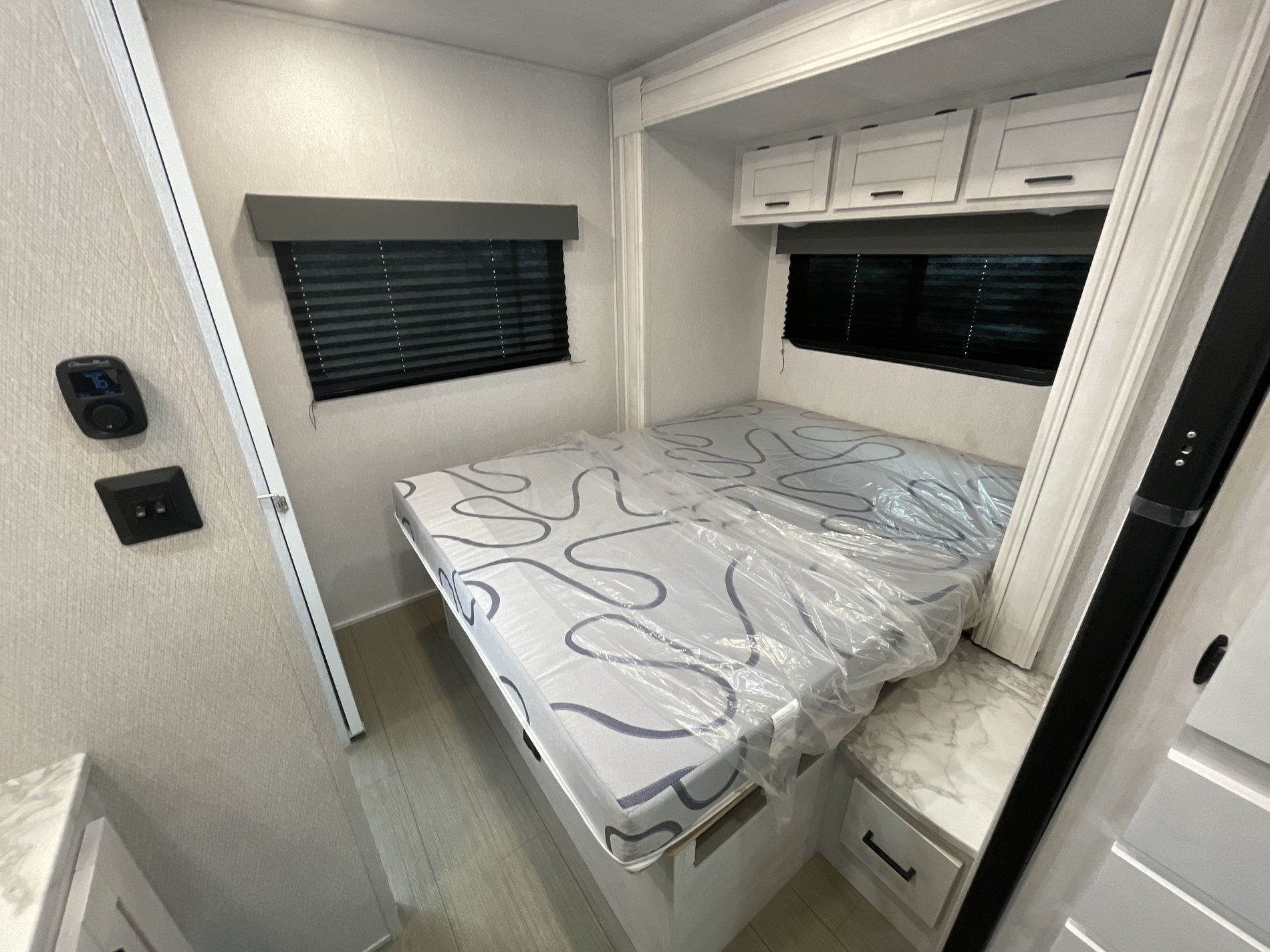 2024 EAST TO WEST RV ENTRADA 2200S*23, , hi-res image number 20